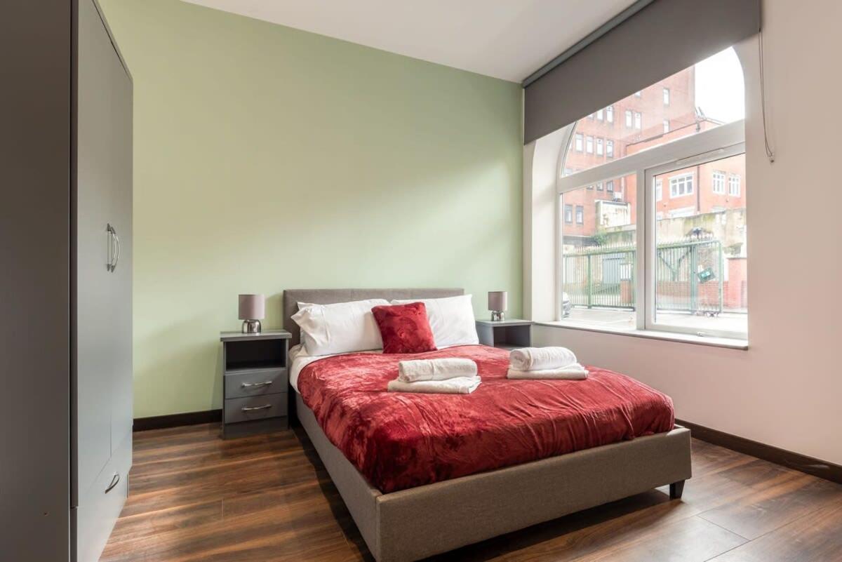 Characterful 2 Bed Apartment With Parking In Hull Kingston upon Hull Eksteriør billede