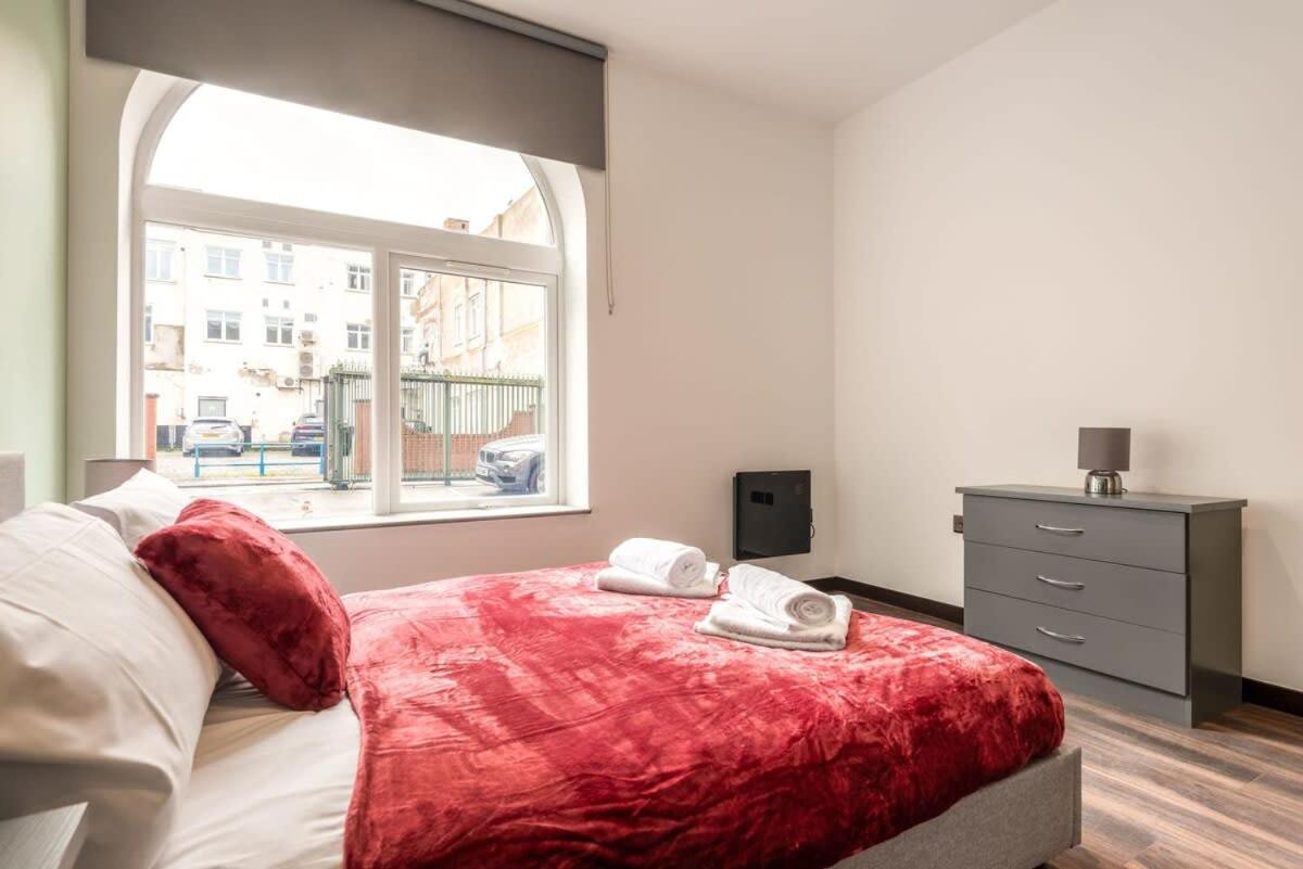 Characterful 2 Bed Apartment With Parking In Hull Kingston upon Hull Eksteriør billede
